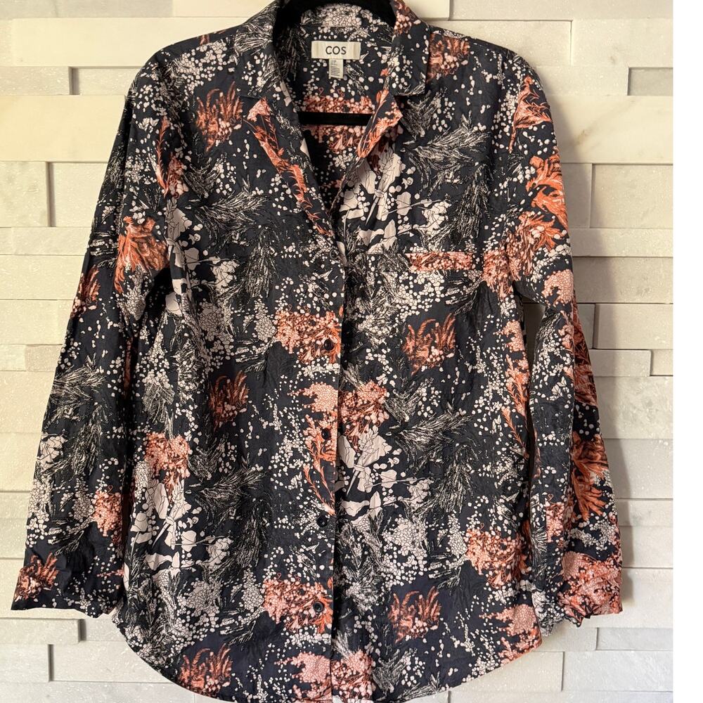 COS Cotton Long Sleeve Button Front Abstract Print Shirttail Hem Top Blouse XS
